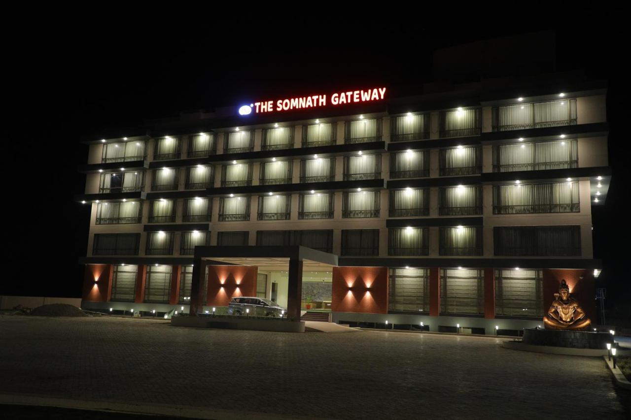 Vits The Somnath Gateway Hotel ภายนอก รูปภาพ