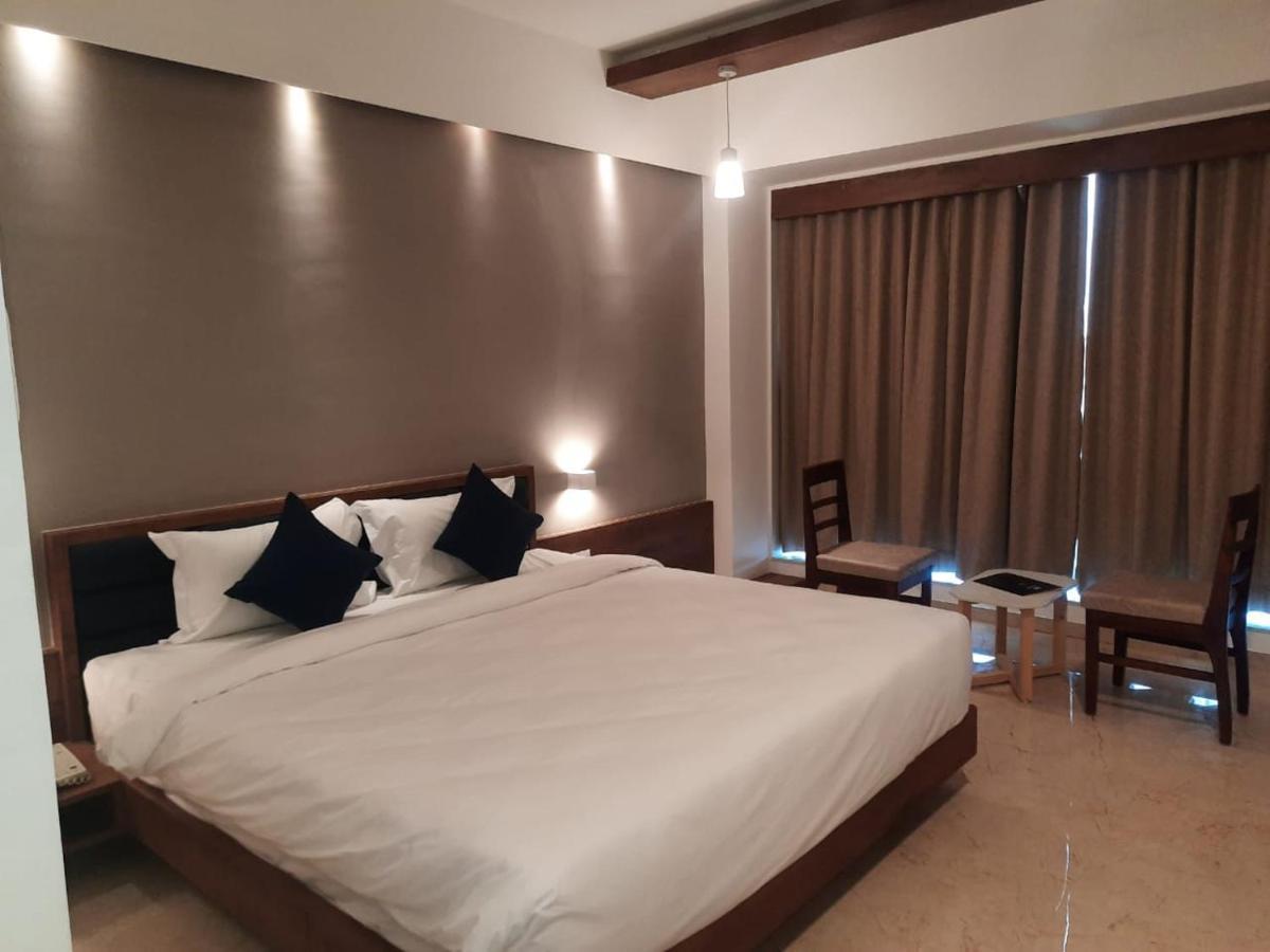 Vits The Somnath Gateway Hotel ภายนอก รูปภาพ