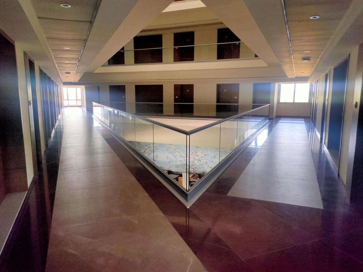 Vits The Somnath Gateway Hotel ภายนอก รูปภาพ